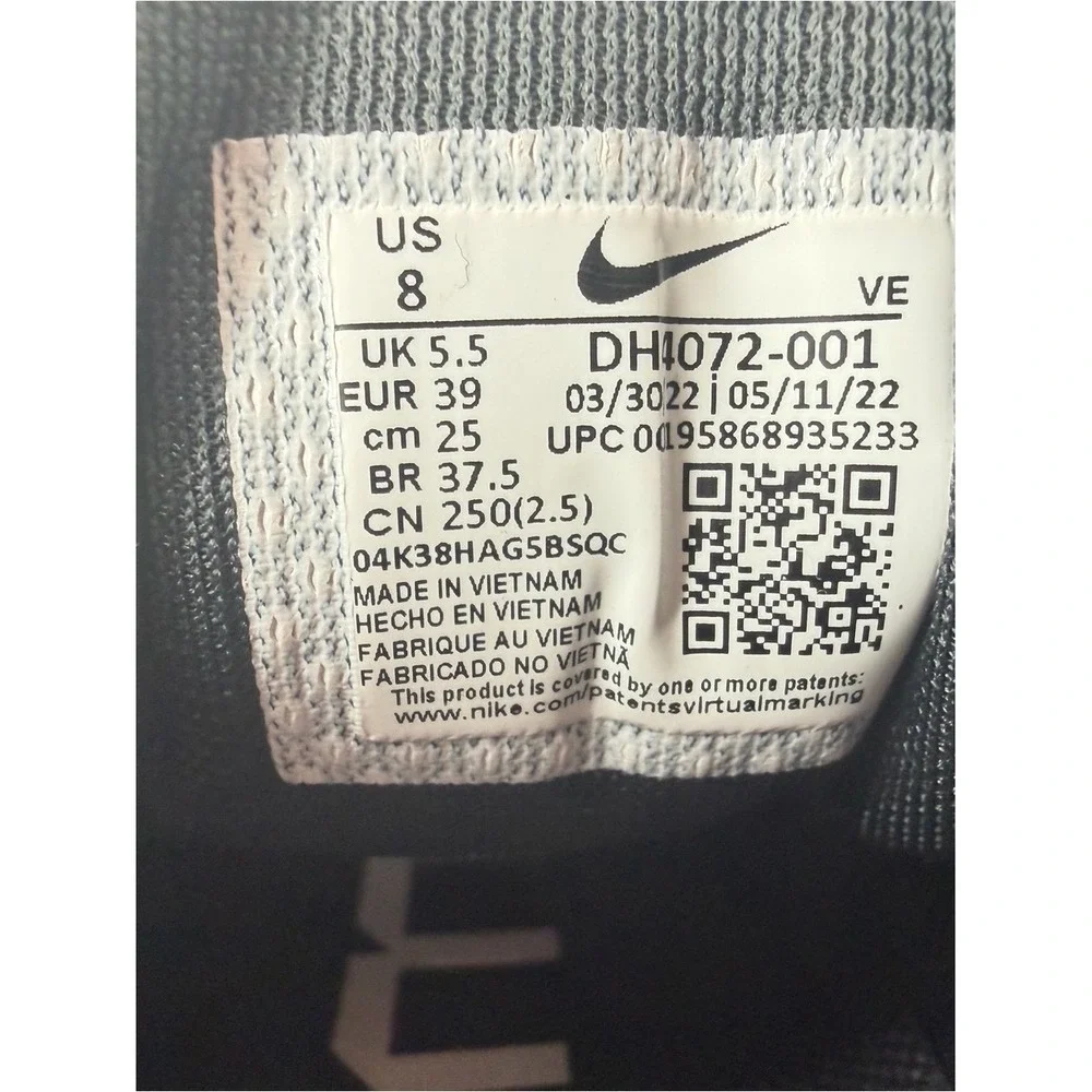 Nike Air Zoom Pegasus 39 Womens Running Shoes Black White DH4072-001‎ Size 8